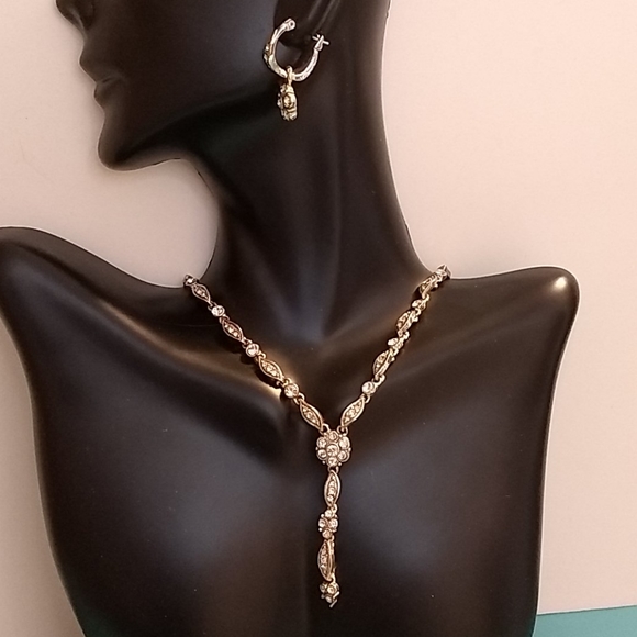 Avon Jewelry - Vintage Avon Y Necklace & Earring Set